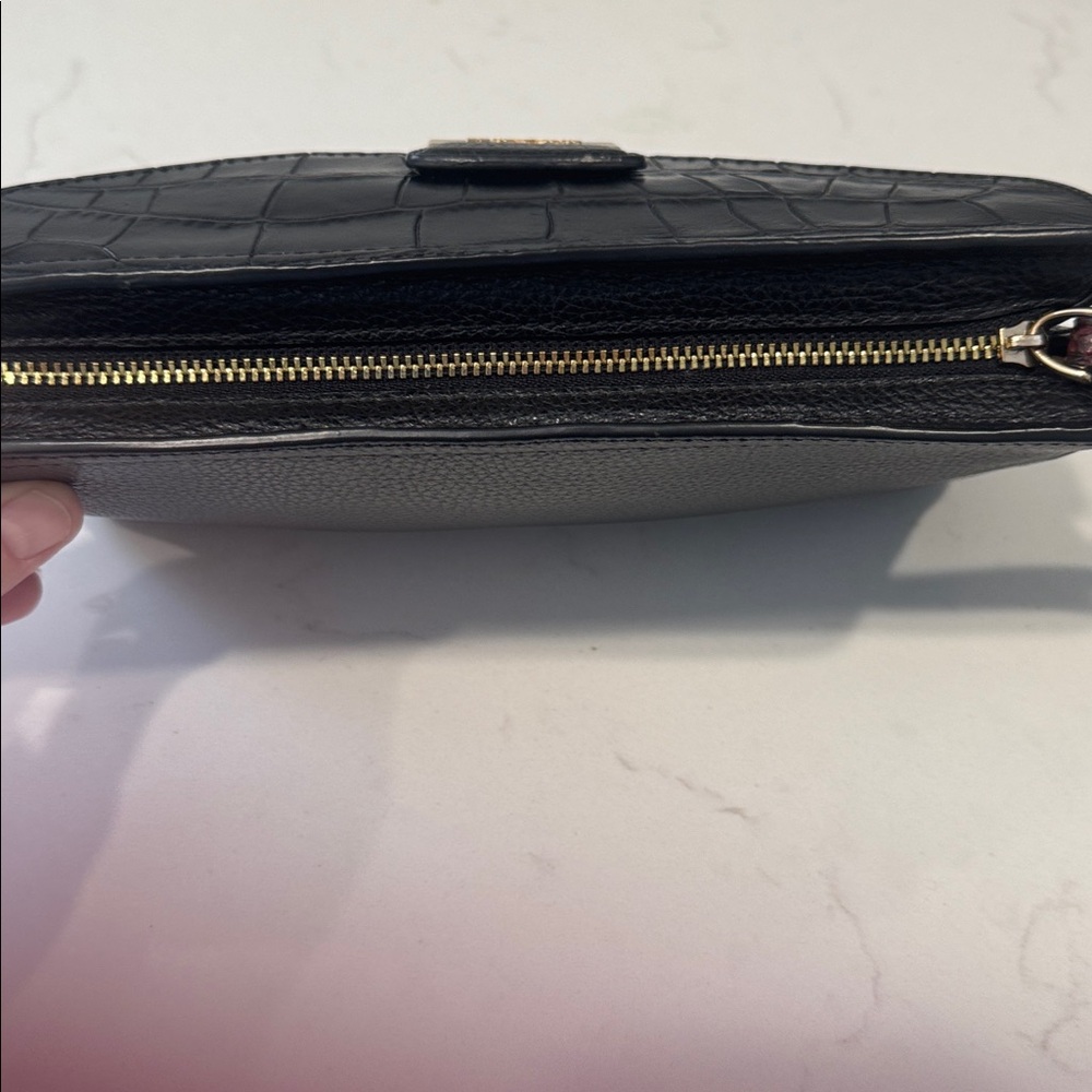 Coach Leather Clutch, excellent used condition - Picture 11 of 16